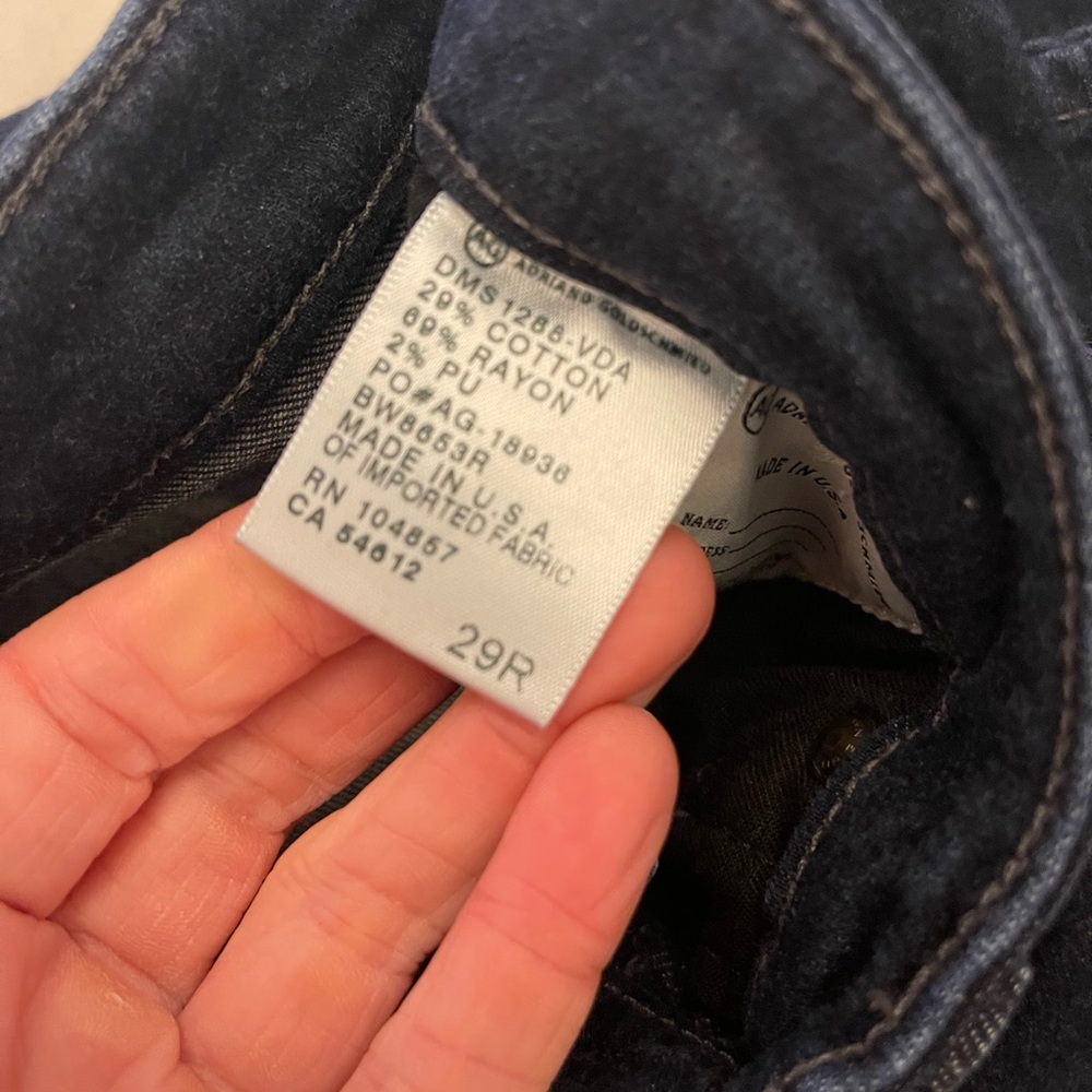 AG the legging skinny jean. 29R
